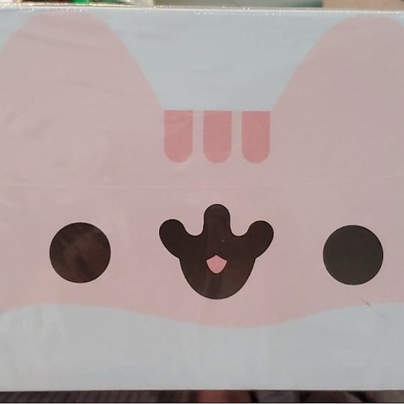 FACTORY SEALED BRAND NEW Kawaii Spring 2023 Pusheen Box Strawberry Milk Sips - Picture 8 of 11